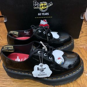 Sr martens X Hello kitty 1461